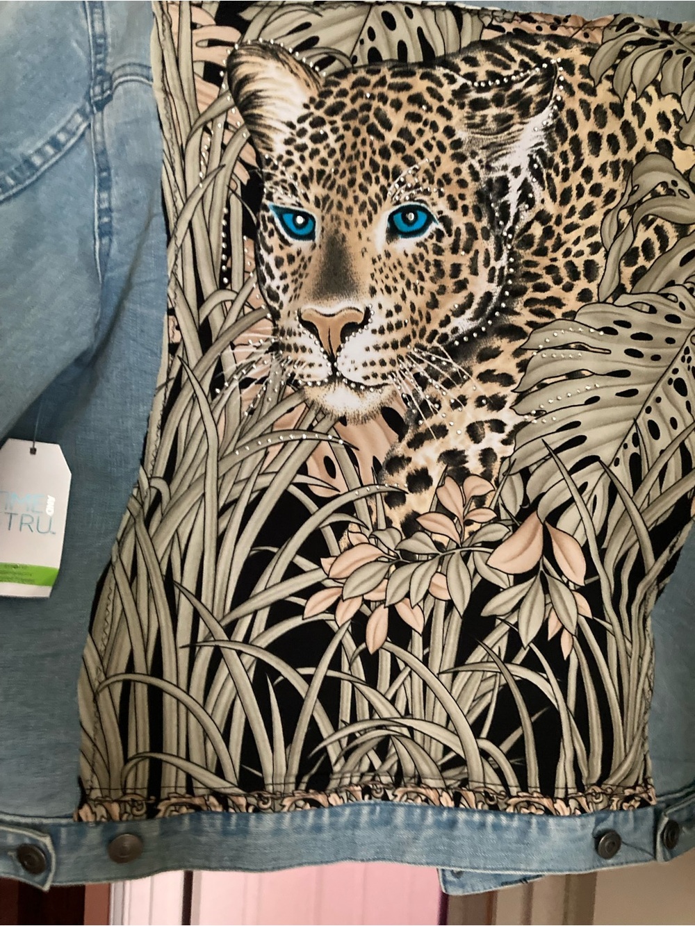 Time and Tru Light Wash Denim Jacket - Blue - Picture 2 of 8
